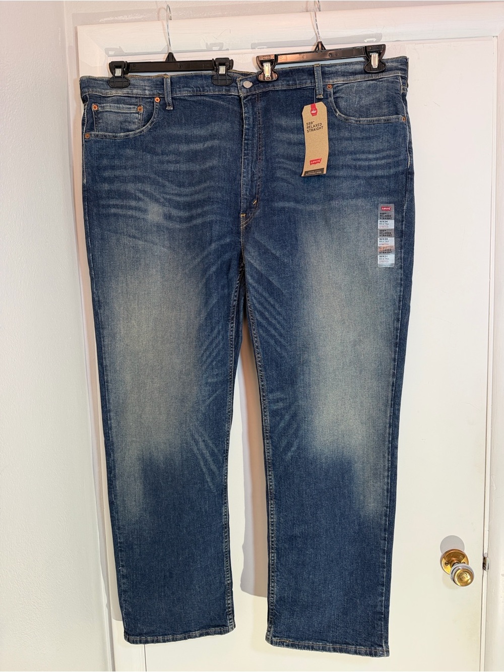 NWT Levi’s 559 Relaxed Fit Straight Stretch Jeans 52x34